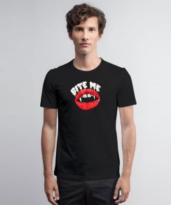 Bite me vampire T Shirt