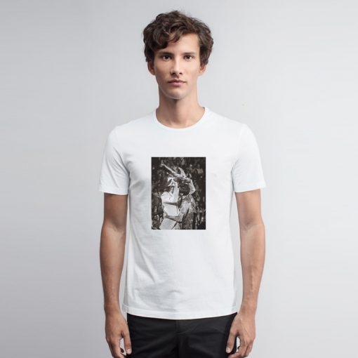 Harry Styles Kissing Guitarist T Shirt Guitarist