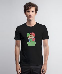 Mario And Luigi Kissing T Shirt g