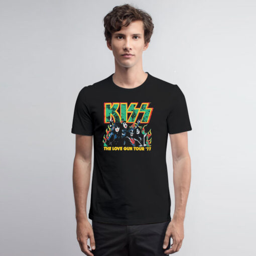 Kiss St Paddy's Cropped Ringer T Shirt