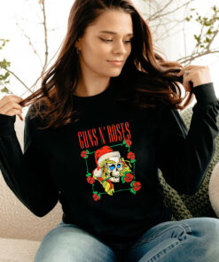 Guns N' Roses Holiday Skull Long Sleeve