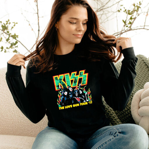 Kiss St Paddy's Cropped Ringer Long Sleeve