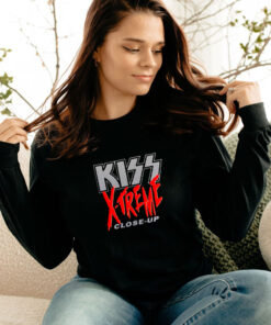 Kiss X Treme Close Up Long Sleeve