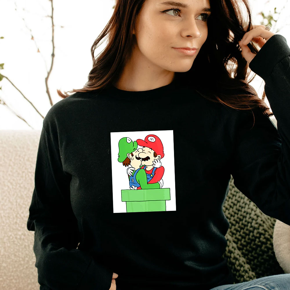 Mario And Luigi Kissing Funny Long Sleeve